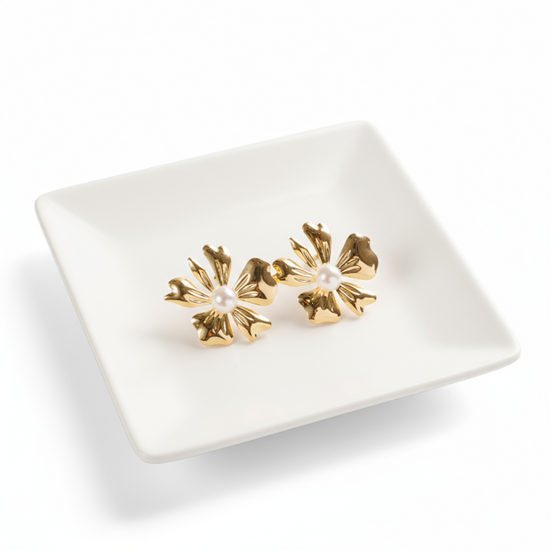 Gold and pearl jasmine flower